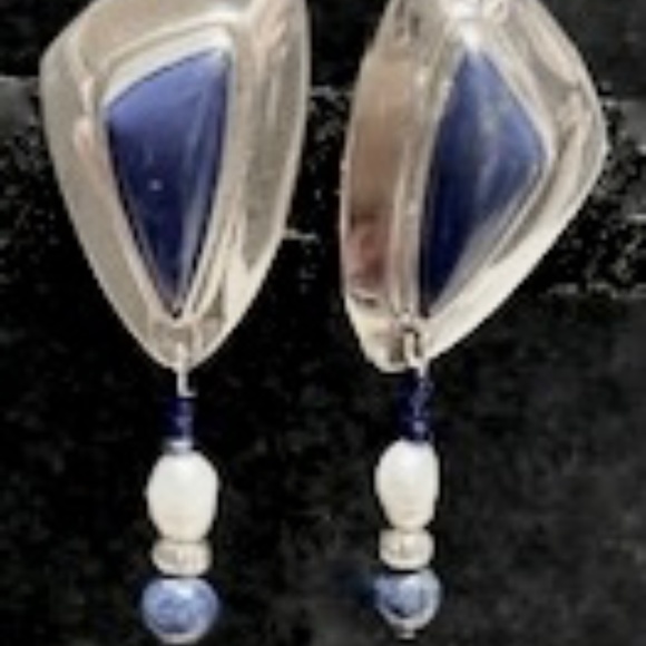 Stunning Lapis and Sterling Post Back Earrings with Pearl and Lapis Drops - Picture 2 of 2